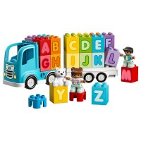Вантажівка з буквами