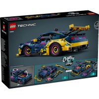 ����������� LEGO Technic ������-����� � ���������� Ford Mustang GT 42236