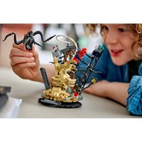 ����������� LEGO Super Heroes Marvel ���������� �����: ������-����� vs. ϳ���� ������ 76334