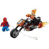 ����������� LEGO Super Heroes Marvel ������-����� vs. ��������� ������� �� �������� 76335